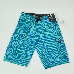 Volcom Boys Board Shorts NWT Water Repellent